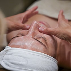 soin.visage.beaute.institut